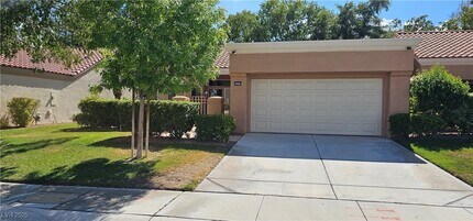 8609 Glenmount Dr in Las Vegas, NV - Building Photo - Building Photo