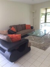 8535 Casa Del Lago in Boca Raton, FL - Building Photo - Building Photo