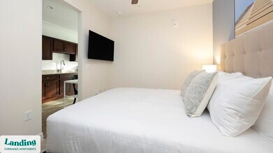 4155 Carson Ln, Unit 65-303 in Johnstown, CO - Foto de edificio - Building Photo