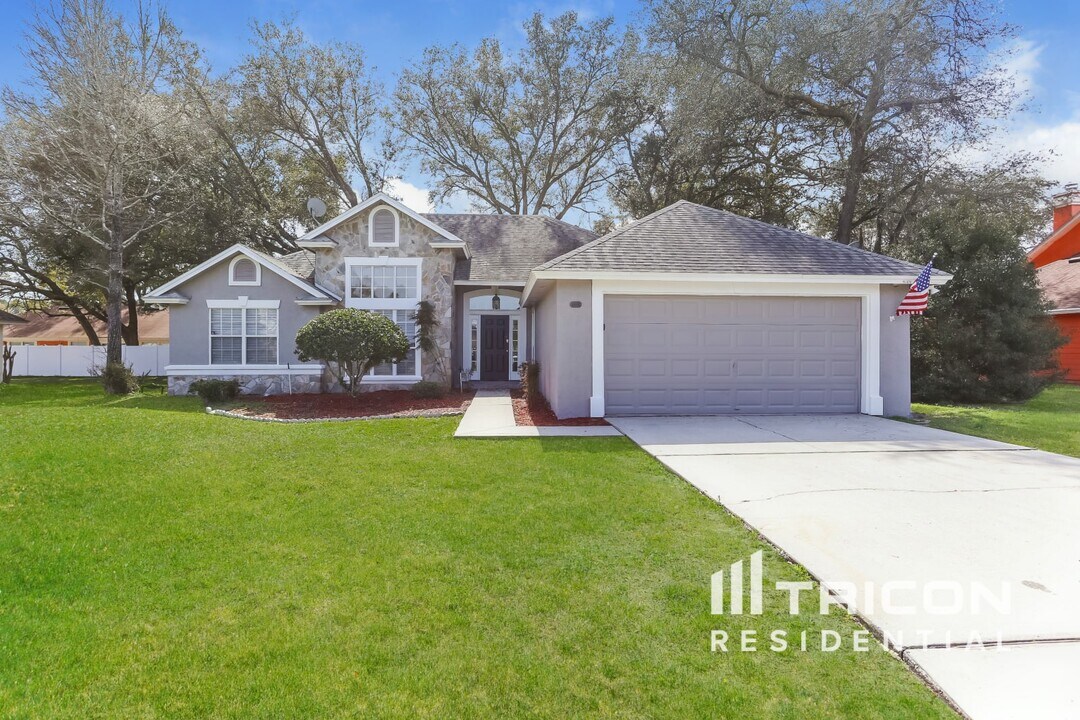 838 Poydras Ln W in Jacksonville, FL - Building Photo