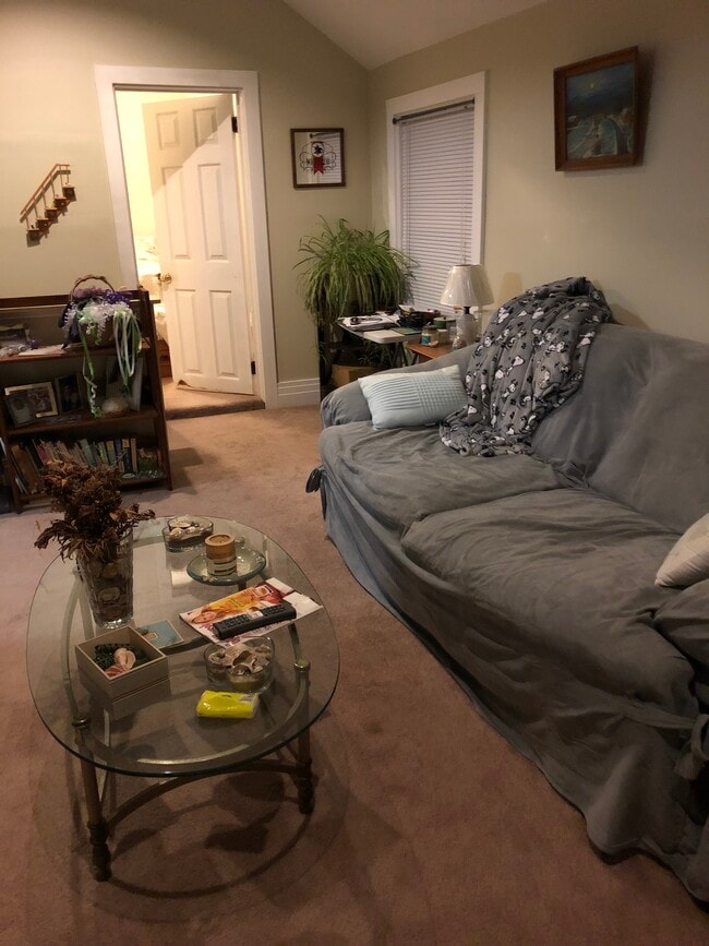 42 Bokum Rd