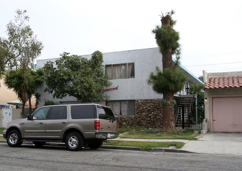 12155 Pine St in Norwalk, CA - Building Photo