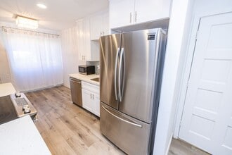 8671 Lake Murray Blvd in San Diego, CA - Building Photo - Building Photo