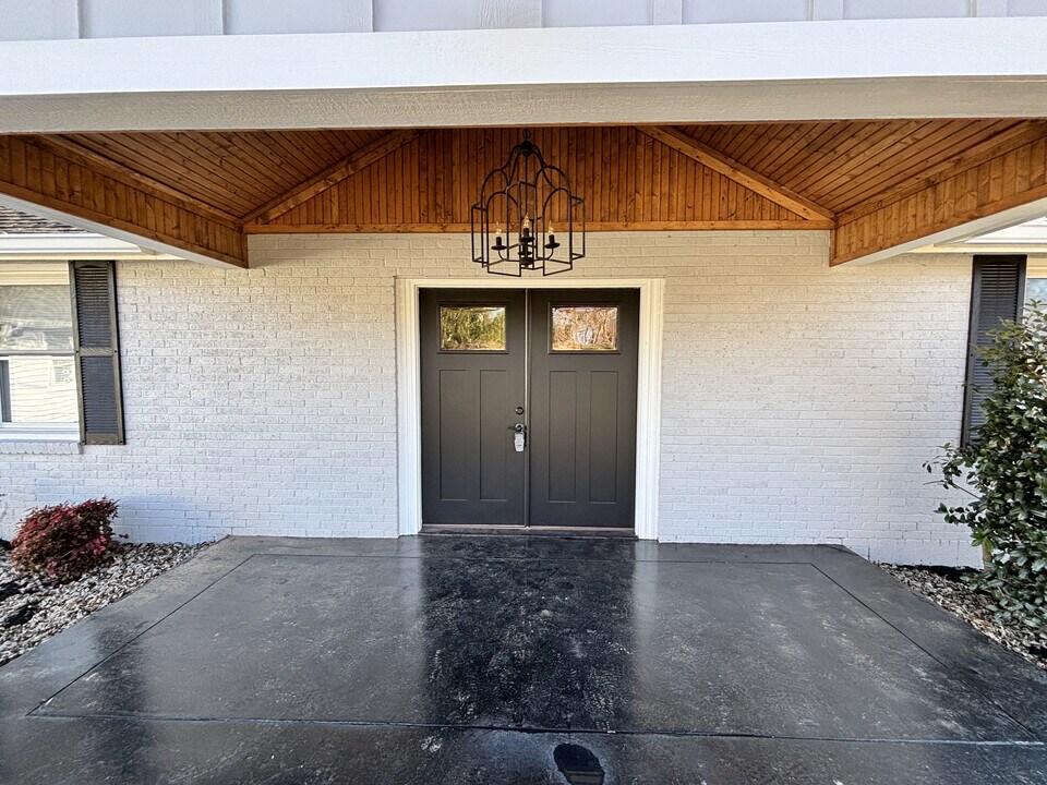 107 1st Ave in Murfreesboro, TN - Building Photo