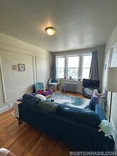 1691 Commonwealth Ave, Unit 32 in Boston, MA - Building Photo - Building Photo