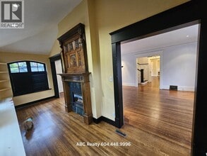 4XXX Beverly Crescent in Vancouver, BC - Building Photo - Building Photo