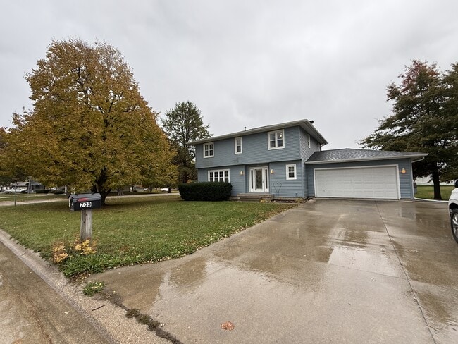 property at 702 E Ohio St