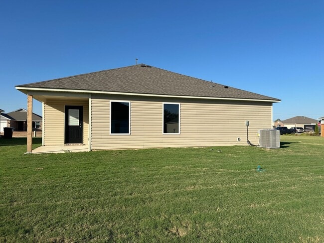 10134 E King Pl in Claremore, OK - Building Photo - Building Photo