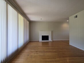 2756 Donovan Ave in Santa Clara, CA - Building Photo - Building Photo