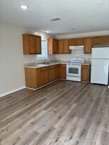 6186 W Grenada St in Bay St. Louis, MS - Building Photo