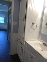 1000 Ranchero Road, Unit Apt D in Kerrville, TX - Building Photo - Building Photo