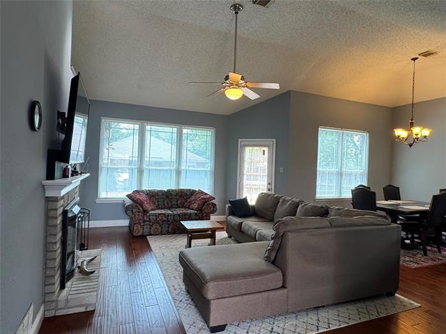 2336 Timber Creek Dr in Glenn Heights, TX - Building Photo - Building Photo