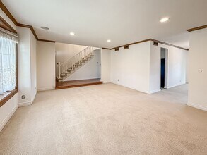 27014 Helmond Dr in Agoura Hills, CA - Building Photo - Building Photo