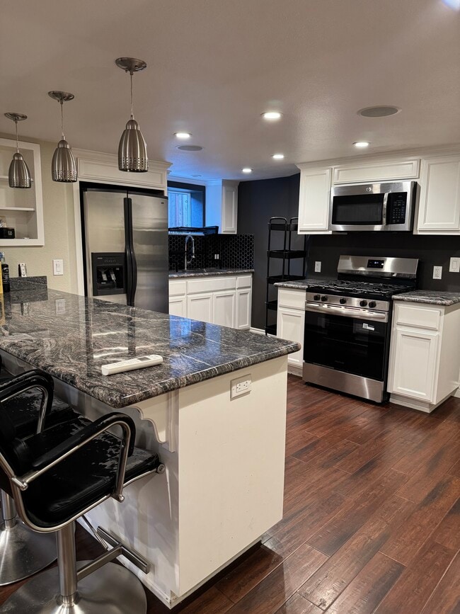 931 Schiele Ave, Unit 2