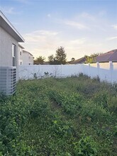 717 Robin Ct in Poinciana, FL - Building Photo - Building Photo