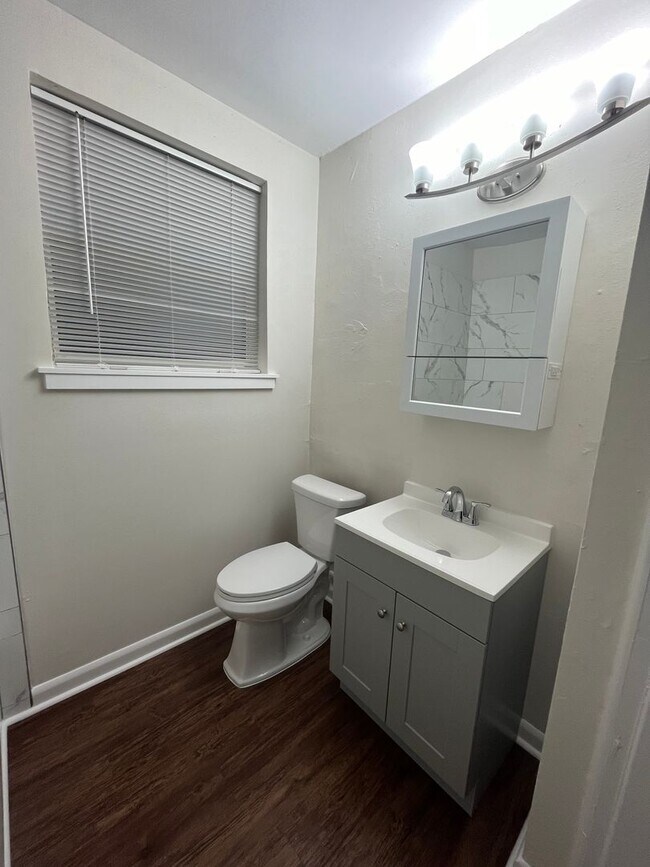 3049 Post St in Jacksonville, FL - Foto de edificio - Building Photo