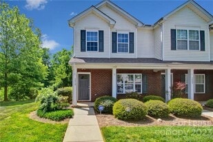 3010 Summerfield Ridge Ln