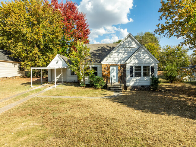property at 1426 N 40th St