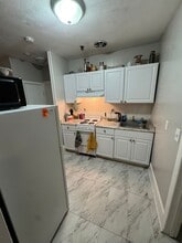 875 Beacon St, Unit 43 in Boston, MA - Building Photo - Building Photo