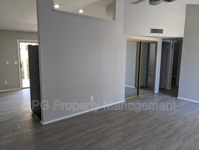 7231 W Sierra St in Peoria, AZ - Building Photo - Building Photo