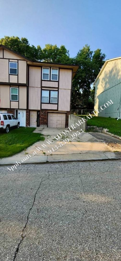 property at 125 Kindred Ave