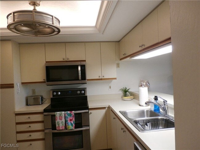 property at 16470 Kelly Cove Dr