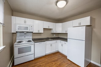 Rose Hill Apartments in Norwich, CT - Building Photo - Interior Photo