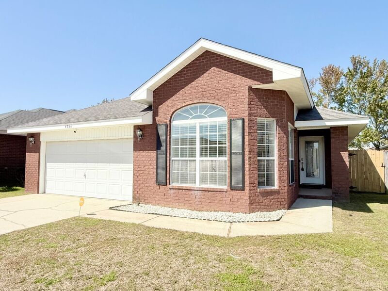 4766 Ashley Pl Blvd in Pace, FL - Building Photo