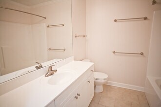 1513 E Franklin St in Chapel Hill, NC - Building Photo - Building Photo