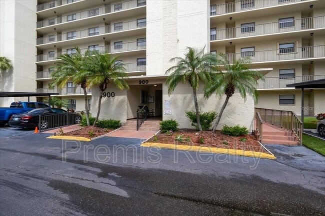 property at 900 Cove Cay Dr