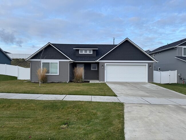 property at 12772 N Cavanaugh Dr