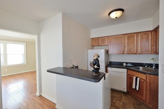 Concordia Villas in St. Paul, MN - Building Photo - Building Photo