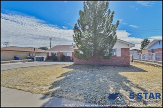 9954 Lockerbie Ave in El Paso, TX - Building Photo - Building Photo