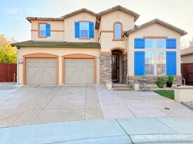 9452 Pinot Blanc Ct in Elk Grove, CA - Building Photo