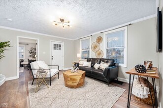 413 E Caven St in Indianapolis, IN - Building Photo - Building Photo