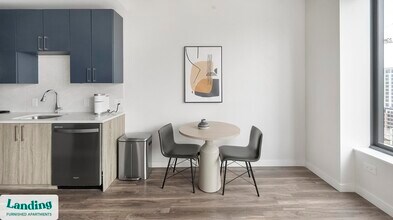 2010 West End Ave, Unit 712 in Nashville, TN - Foto de edificio - Building Photo