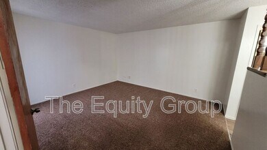 5804 W Robinwood Ave in Visalia, CA - Building Photo - Building Photo