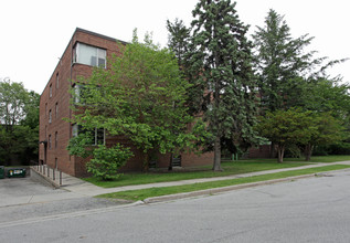 7 St Stevens Ct in Toronto, ON - Building Photo - Building Photo