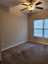 2616 Fieldstone Dr in Maryville, IL - Foto de edificio - Building Photo