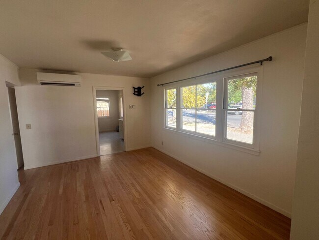 property at 533-535 G St