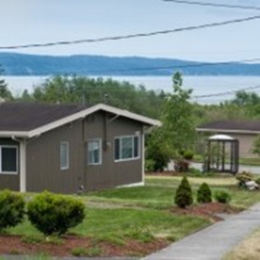 Crescent Harbor II in Oak Harbor, WA - Building Photo