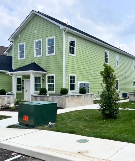 43 Clay St in Easton, MD - Foto de edificio - Building Photo