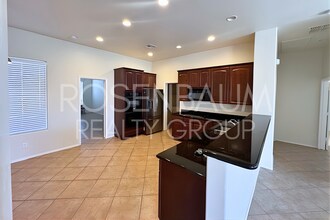 Gorgeous 3-bedrooms, 2-baths home in the h in Prescott Valley, AZ - Building Photo - Building Photo