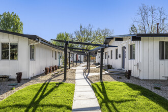 Marker Apartments in Boise, ID - Foto de edificio - Building Photo