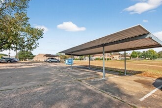 Stone Hill in Brenham, TX - Building Photo - Building Photo