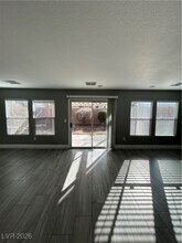 2321 Cockatiel Dr in North Las Vegas, NV - Building Photo - Building Photo