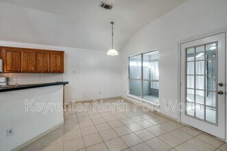 6812 Cold Water Canyon Rd in Fort Worth, TX - Building Photo - Building Photo