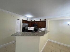 4280 San Marino Blvd, Unit 107 in West Palm Beach, FL - Foto de edificio - Building Photo