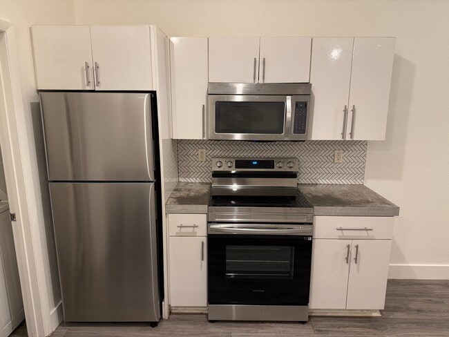 445 NW 77th St, Unit 445nw