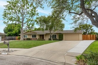 640 Newcastle Cir in Santa Maria, CA - Building Photo - Building Photo